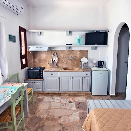 With Garden View - Creta